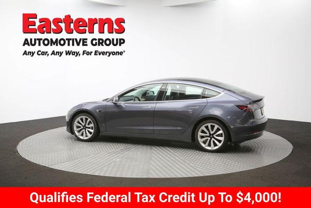 Photo of 2018 Gray Tesla Model 3