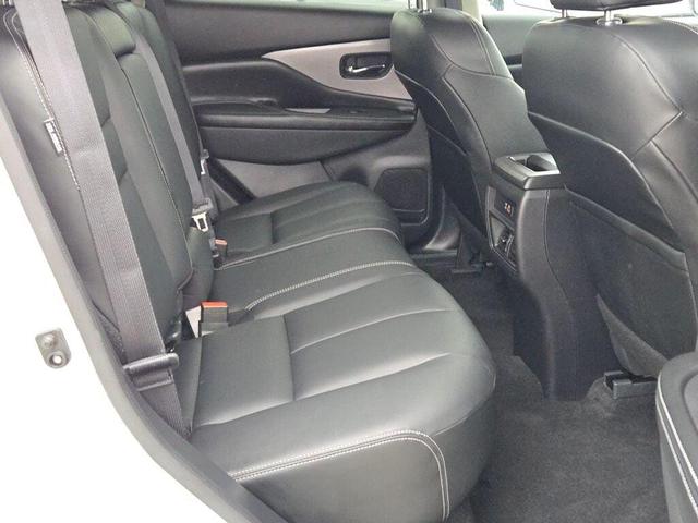 Photo of 2024 Pearl White Tricoat Nissan Murano
