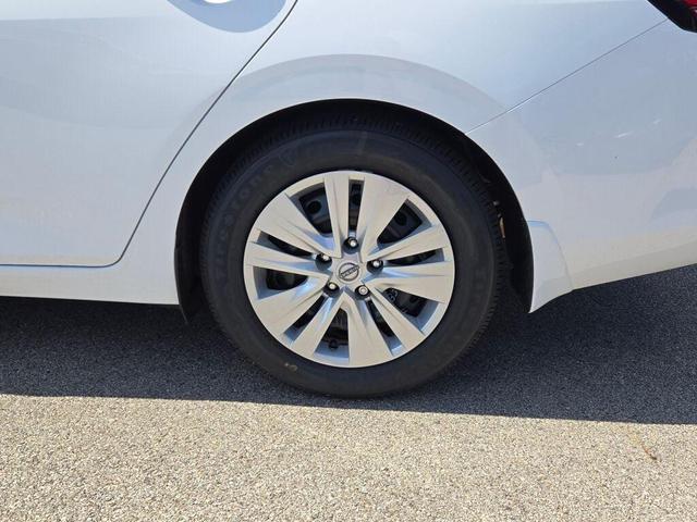 Photo of 2025 Fresh Powder Nissan Sentra