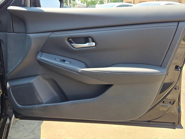Photo of 2025 Super Black Nissan Sentra