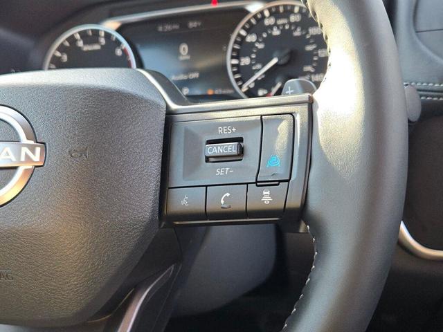 Photo of 2025 Everest White Pearl Nissan Rogue