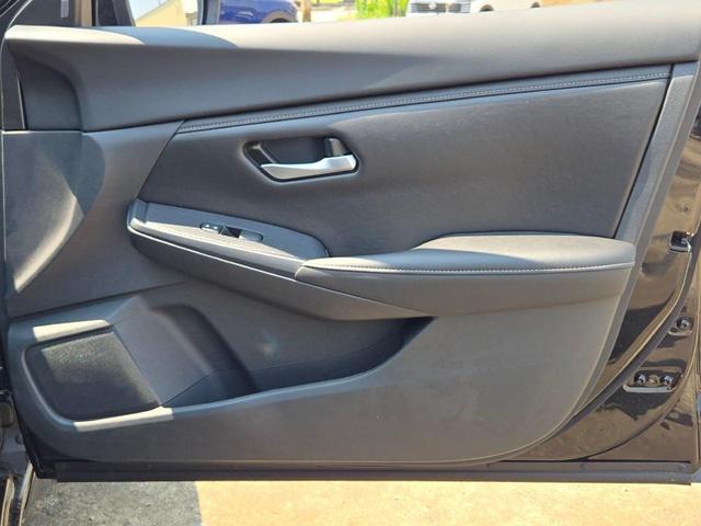 Photo of 2025 Super Black Nissan Sentra