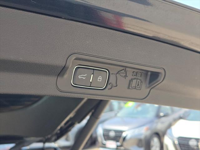 Photo of 2022 Stone Blue Metallic Ford Explorer