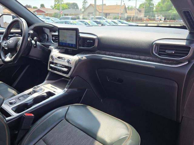 Photo of 2022 Stone Blue Metallic Ford Explorer