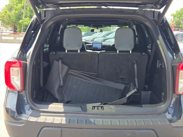 Photo of 2022 Stone Blue Metallic Ford Explorer
