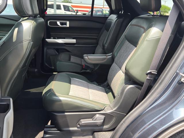 Photo of 2022 Stone Blue Metallic Ford Explorer