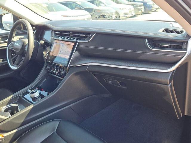Photo of 2024 Baltic Gray Metallic Clearcoat Jeep Grand Cherokee