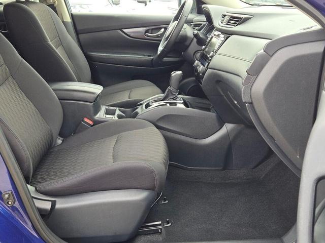 Photo of 2020 Caspian Blue Metallic Nissan Rogue