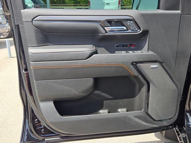 Photo of 2023 Onyx Black GMC Sierra 1500