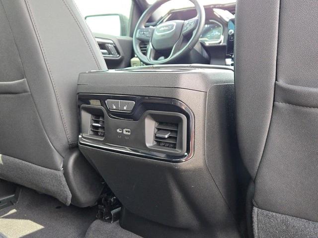 Photo of 2023 Onyx Black GMC Sierra 1500
