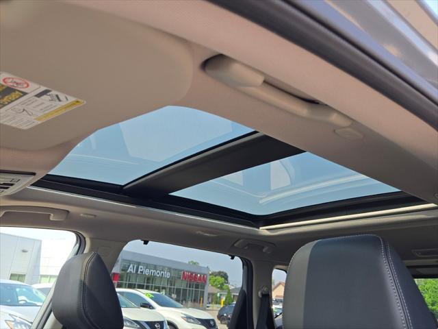 Photo of 2023 Boulder Gray Pearl Nissan Rogue