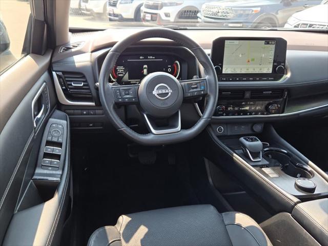 Photo of 2023 Boulder Gray Pearl Nissan Rogue