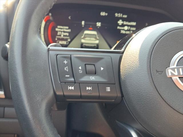 Photo of 2023 Boulder Gray Pearl Nissan Rogue