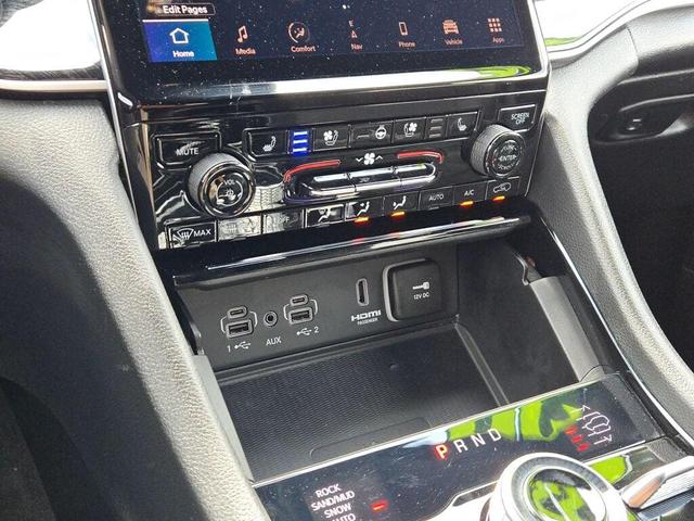 Photo of 2022 Diamond Black Crystal Pearlcoat Jeep Grand Cherokee 4xe