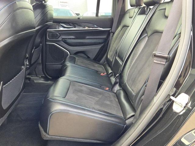 Photo of 2022 Diamond Black Crystal Pearlcoat Jeep Grand Cherokee 4xe