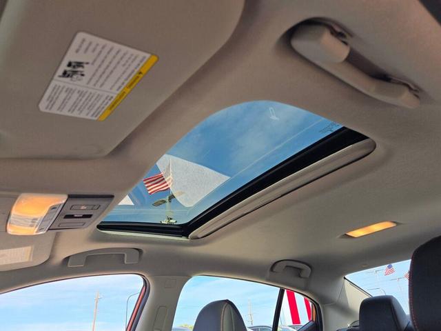 Photo of 2025 Monarch Orange Metallic/Super Black Nissan Sentra
