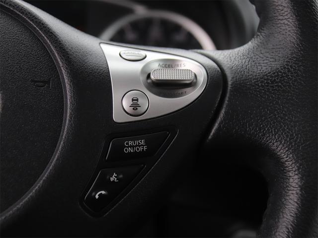 Photo of 2019 Aspen White Tricoat Nissan Sentra