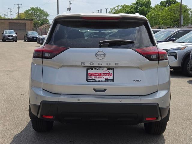Photo of 2025 Brilliant Silver Metallic Nissan Rogue