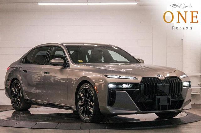2023 BMW 760