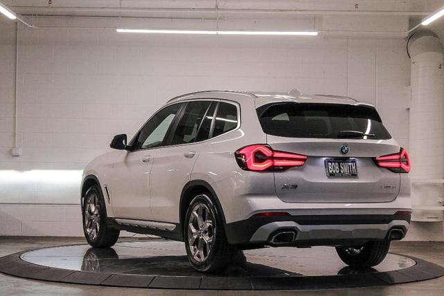 Photo of 2022 Mineral White Metallic BMW X3