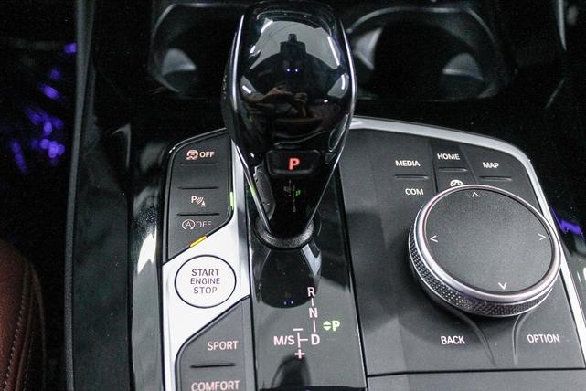 Photo of 2022 Mineral White Metallic BMW X3