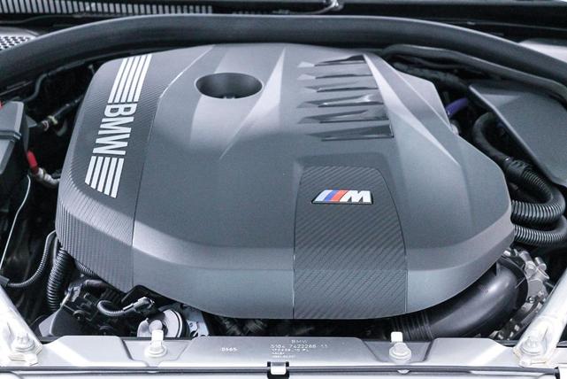 Photo of 2026 Mineral White Metallic BMW M440