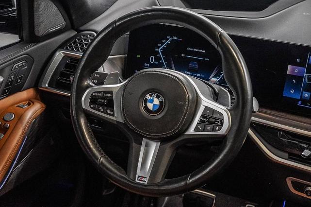 Photo of 2023 Gray Metallic BMW X7