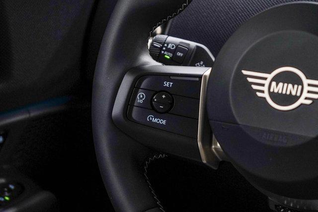 Photo of 2025 Silver MINI Countryman