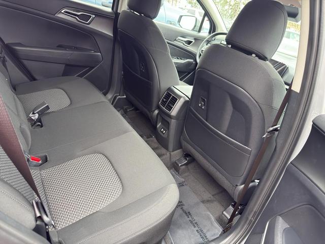 Photo of 2026 Wolf Gray Kia Sportage