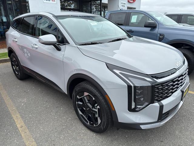 Photo of 2026 Wolf Gray Kia Sportage