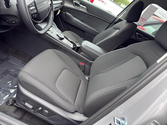 Photo of 2026 Wolf Gray Kia Sportage