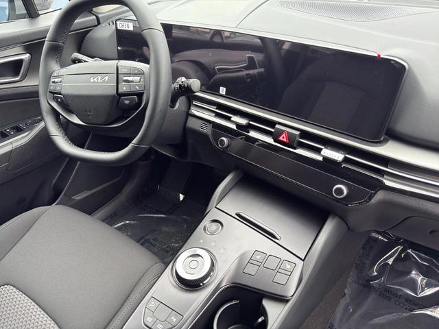 Photo of 2026 Wolf Gray Kia Sportage