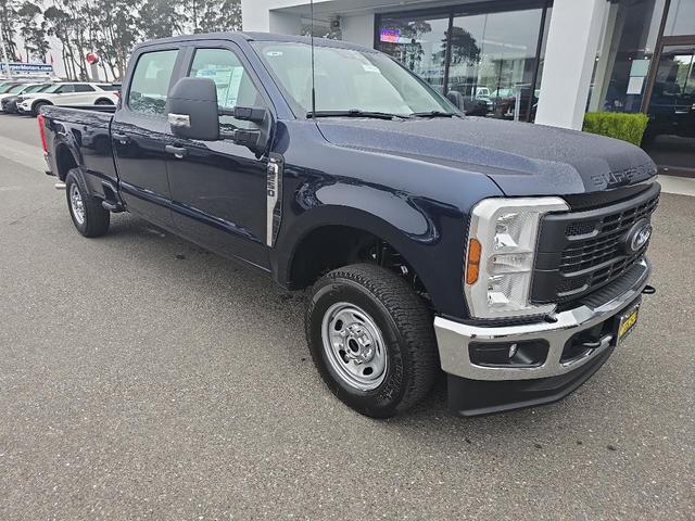 Photo of 2025 Antimatter Blue Metallic Ford F-250