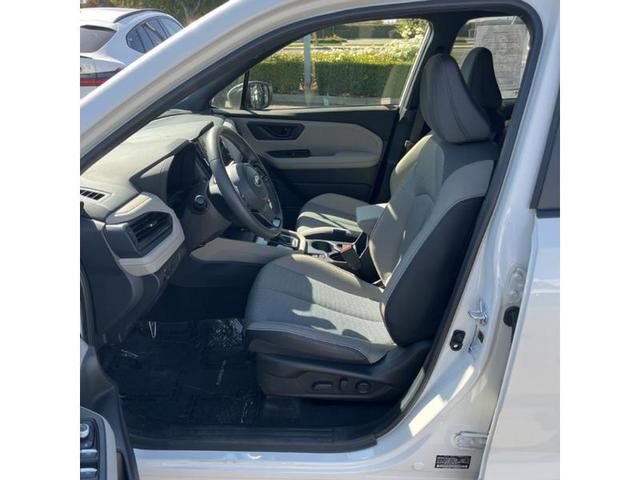 Photo of 2025 Crystal White Pearl Subaru Forester