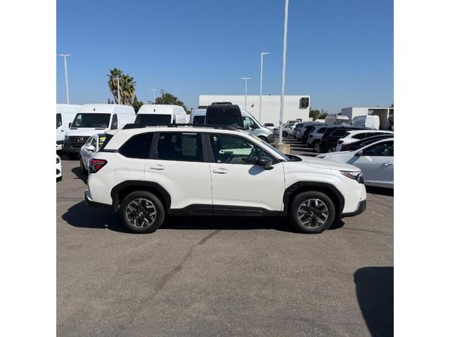 Photo of 2025 Crystal White Pearl Subaru Forester