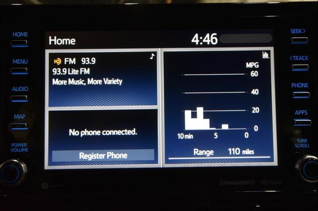 Photo of 2019 Pearl White Toyota Corolla