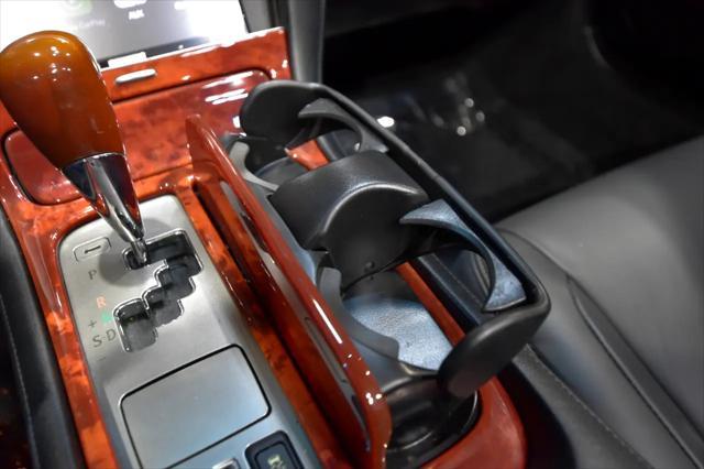 Photo of 2008 Burgundy Lexus SC 430