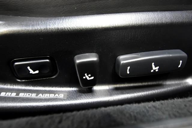Photo of 2008 Burgundy Lexus SC 430