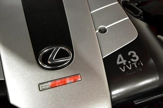 Photo of 2008 Burgundy Lexus SC 430