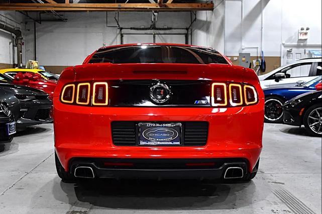 Photo of 2014 RED Ford Mustang