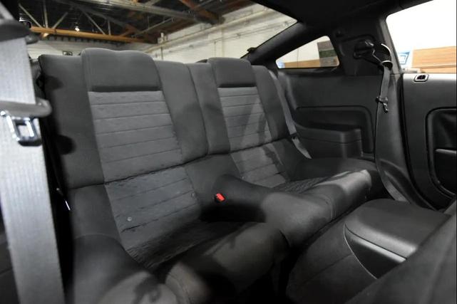 Photo of 2008 Black Clearcoat Ford Mustang