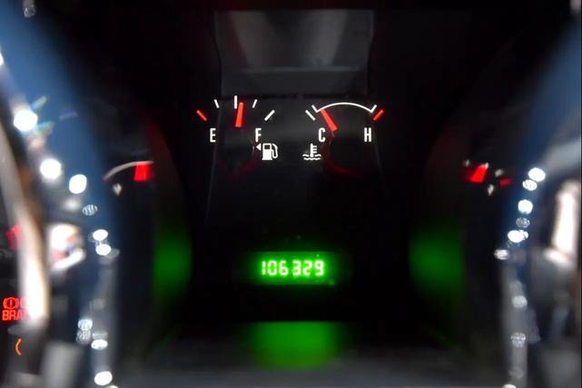 Photo of 2008 Black Clearcoat Ford Mustang