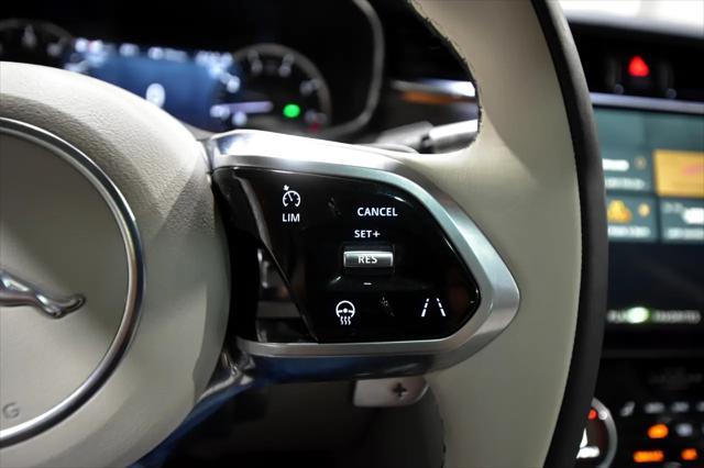 Photo of 2021 Fuji White Jaguar F-PACE