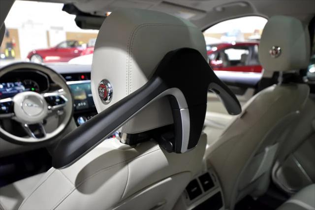 Photo of 2021 Fuji White Jaguar F-PACE
