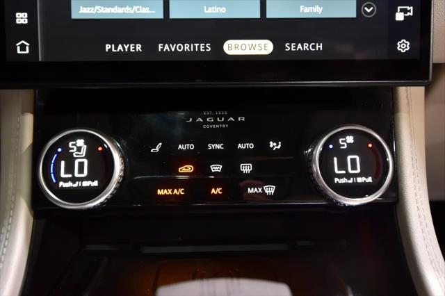 Photo of 2021 Fuji White Jaguar F-PACE