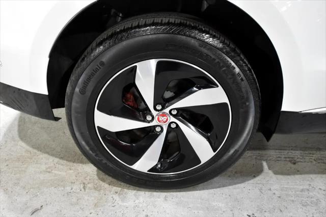 Photo of 2021 Fuji White Jaguar F-PACE