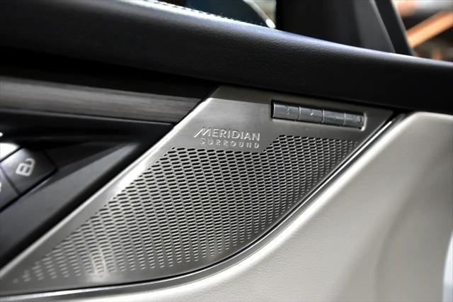Photo of 2021 Fuji White Jaguar F-PACE