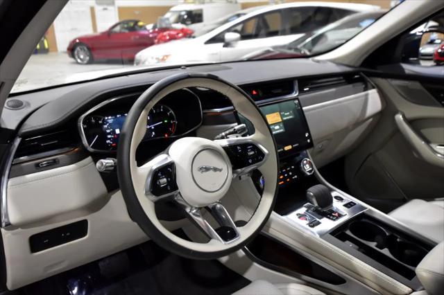 Photo of 2021 Fuji White Jaguar F-PACE