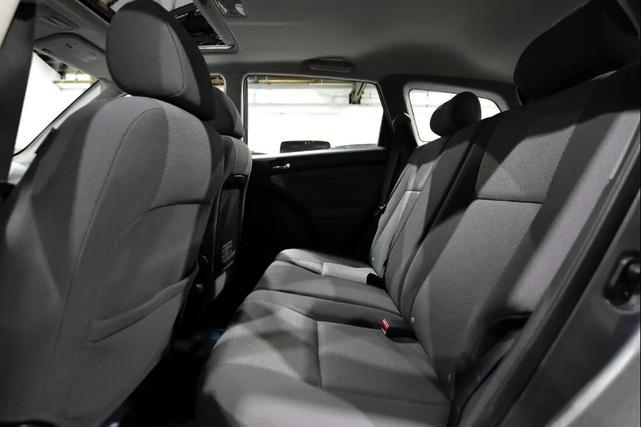 Photo of 2008 GREY Toyota Matrix