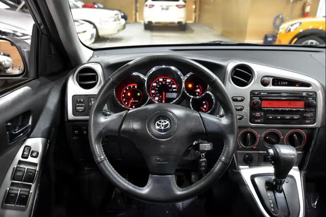 Photo of 2008 GREY Toyota Matrix